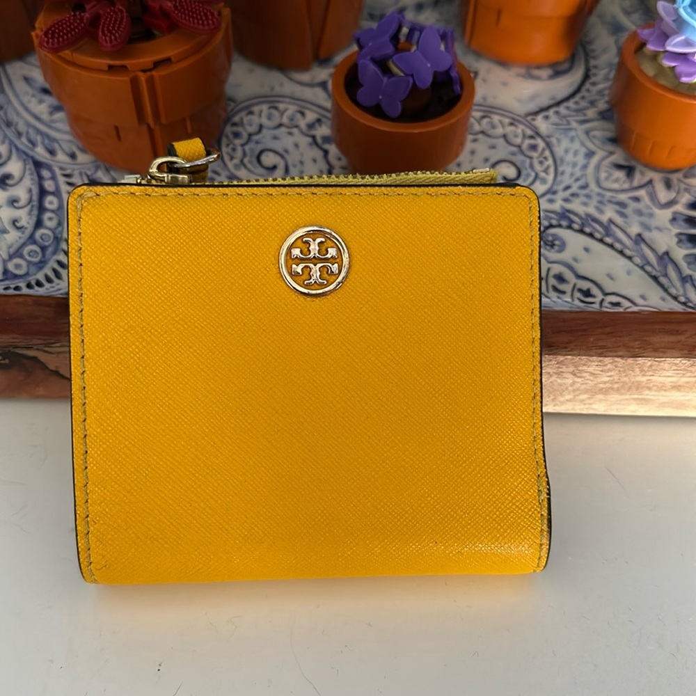 Tory Burch dark yellow Robinson Bi Fold small wallet